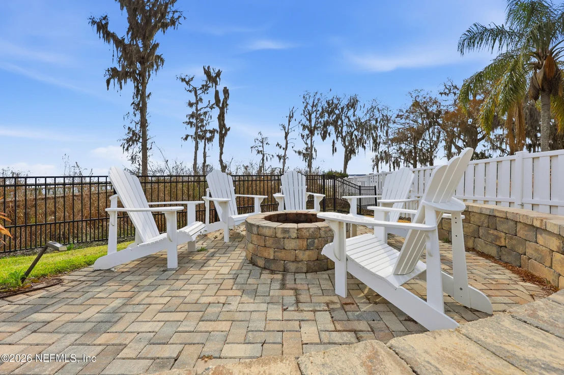 Photo of 5713 CROSSWINDS Circle