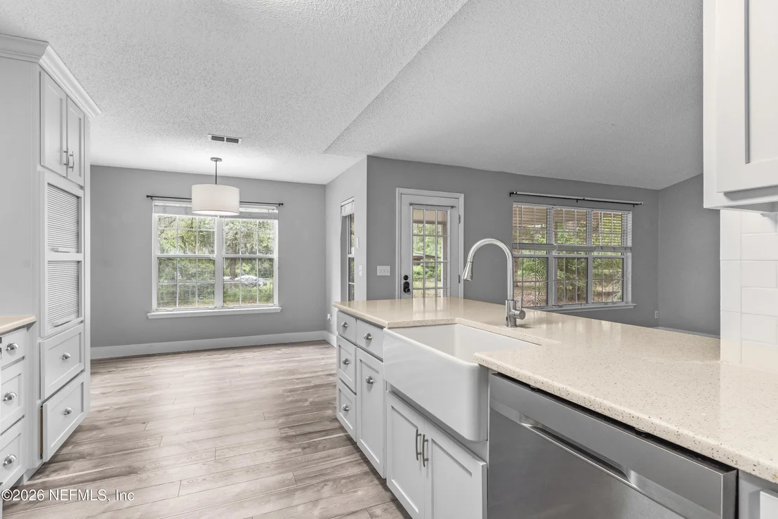 Photo of 7031 OAKRIDGE Loop