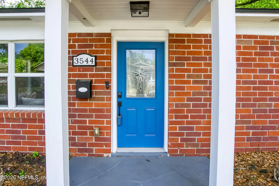 Photo of 3544 COLLEGE Place