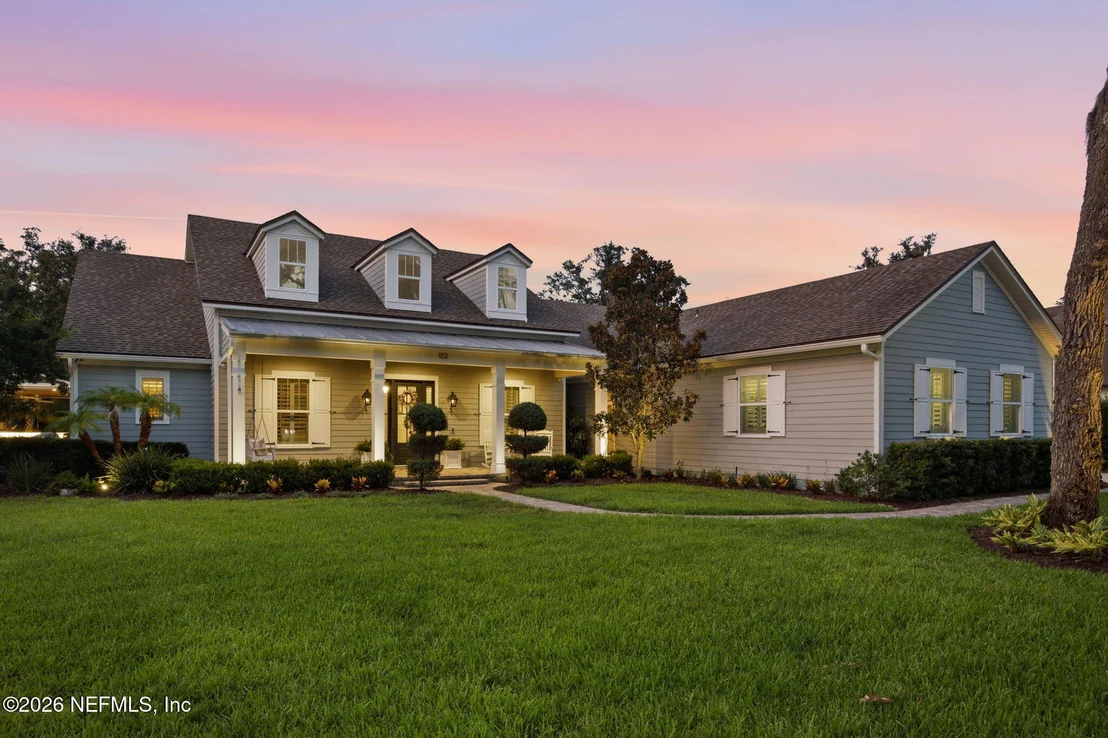 Photo of 122 SENORA Court