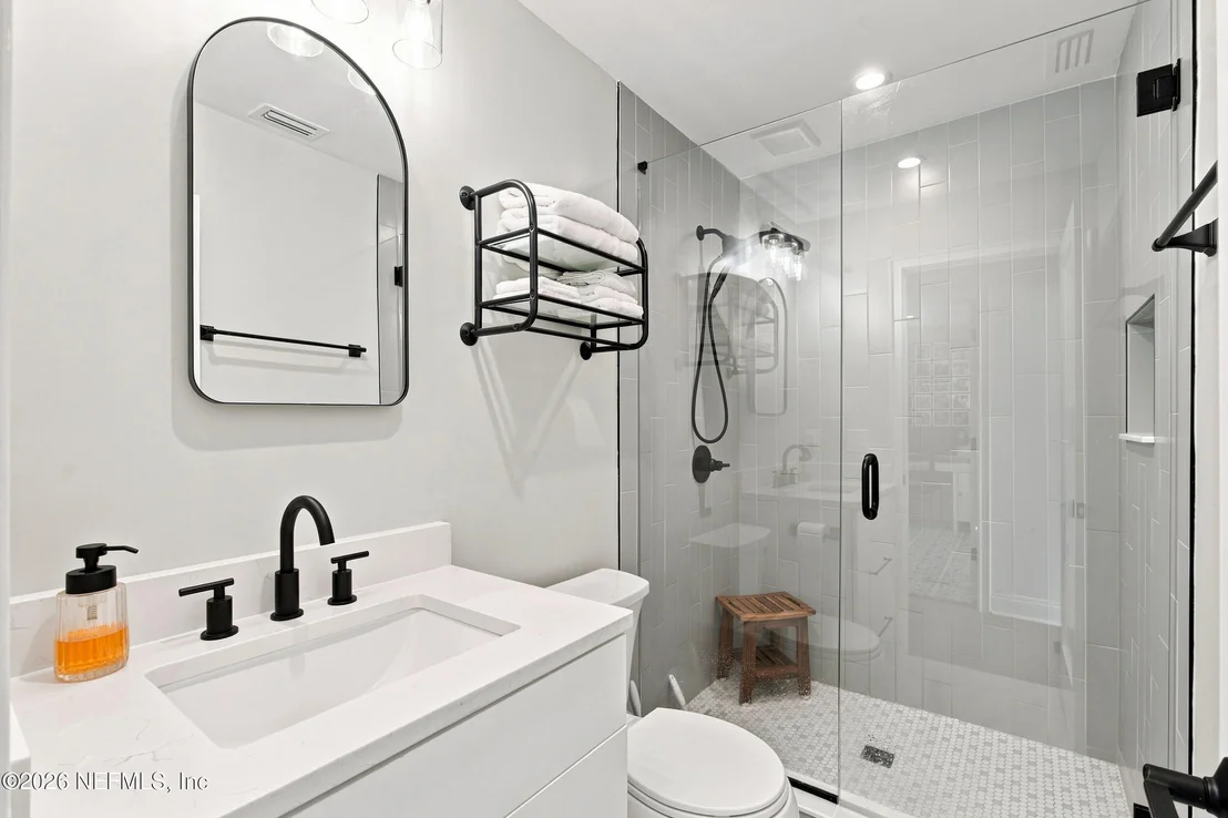 Photo of 5392 HECKSCHER Drive