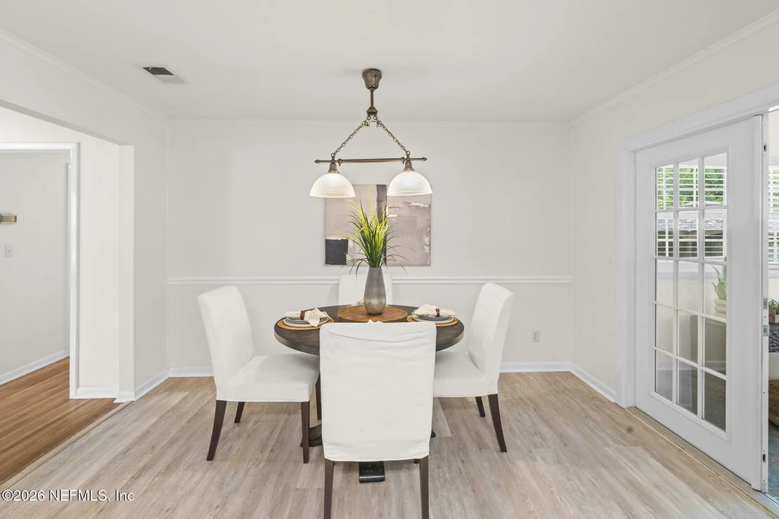 Photo of 3333 PICADILLY Lane