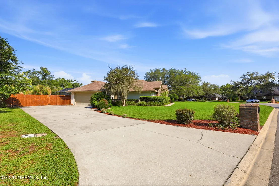 Photo of 1140 HIDEAWAY Drive N