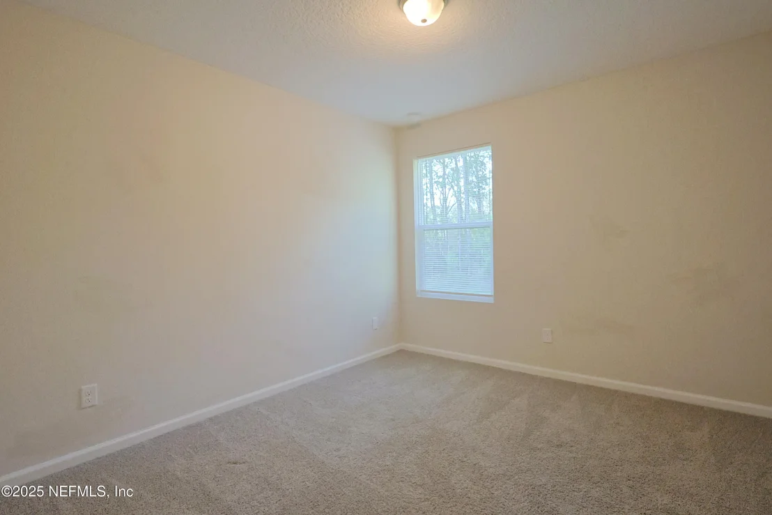 Photo of 52 PEPPERMINT Avenue