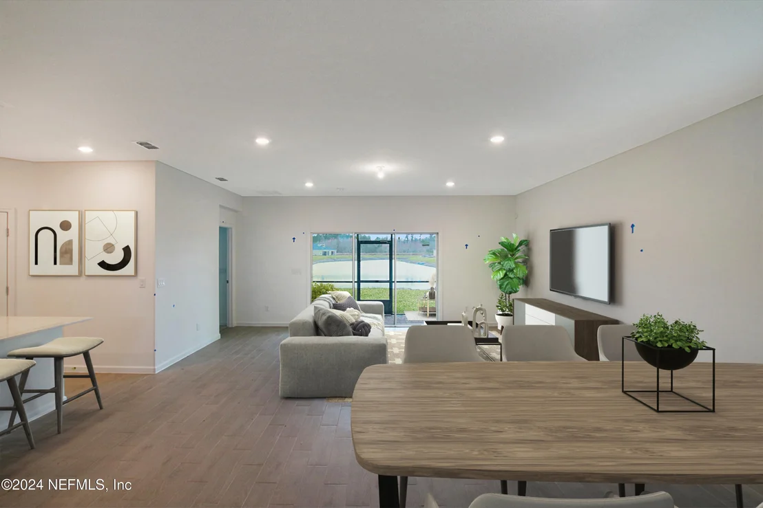 Photo of 609 SUPERIOR Boulevard