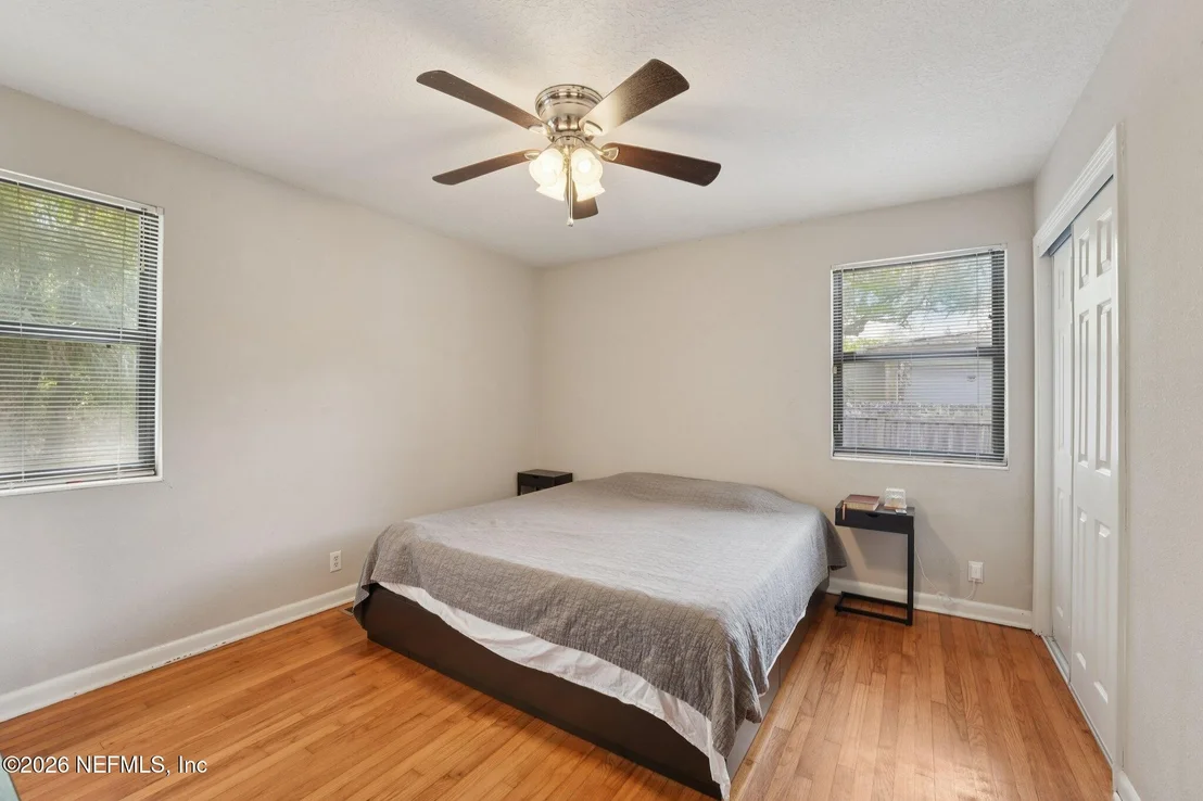 Photo of 5112 OAKSIDE Drive