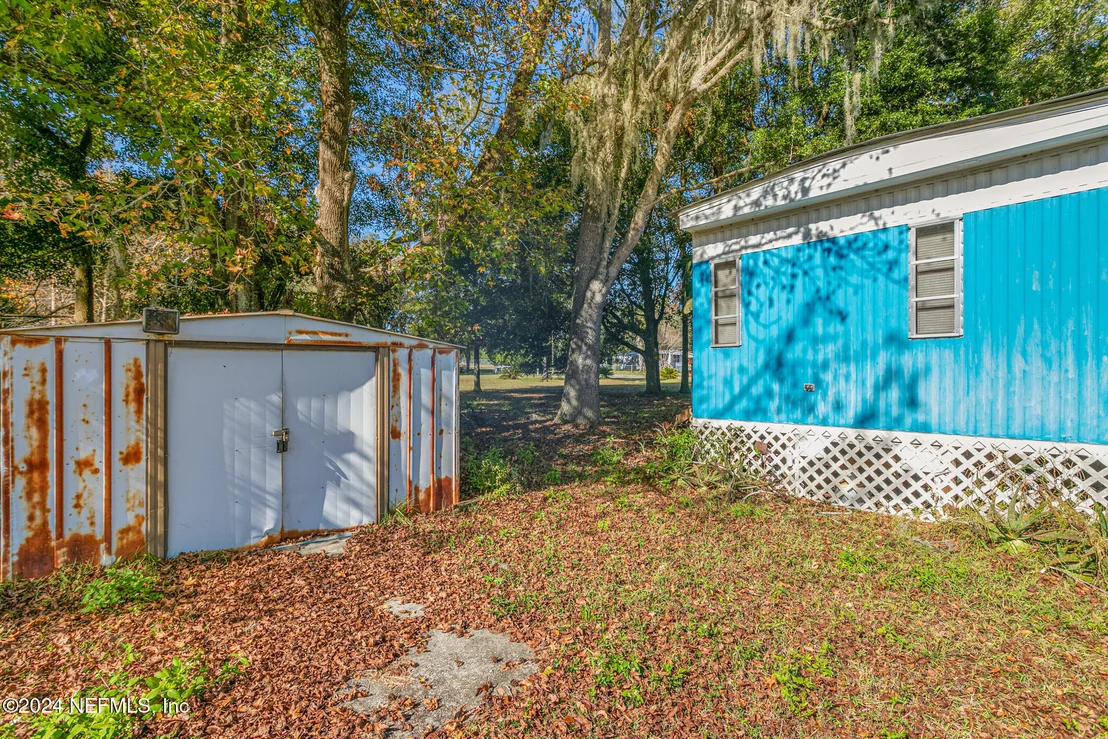 Photo of 203 ALGONQUIN Street
