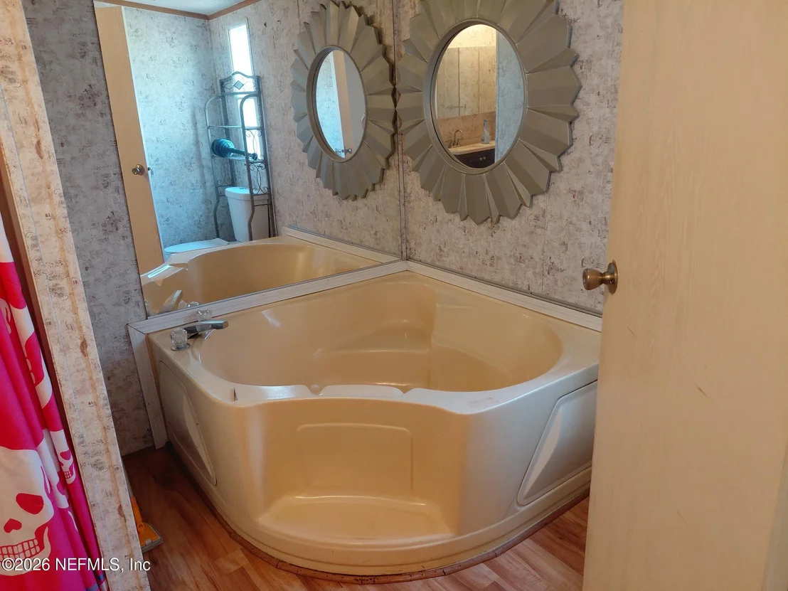 Photo of 426 CARTERET Road
