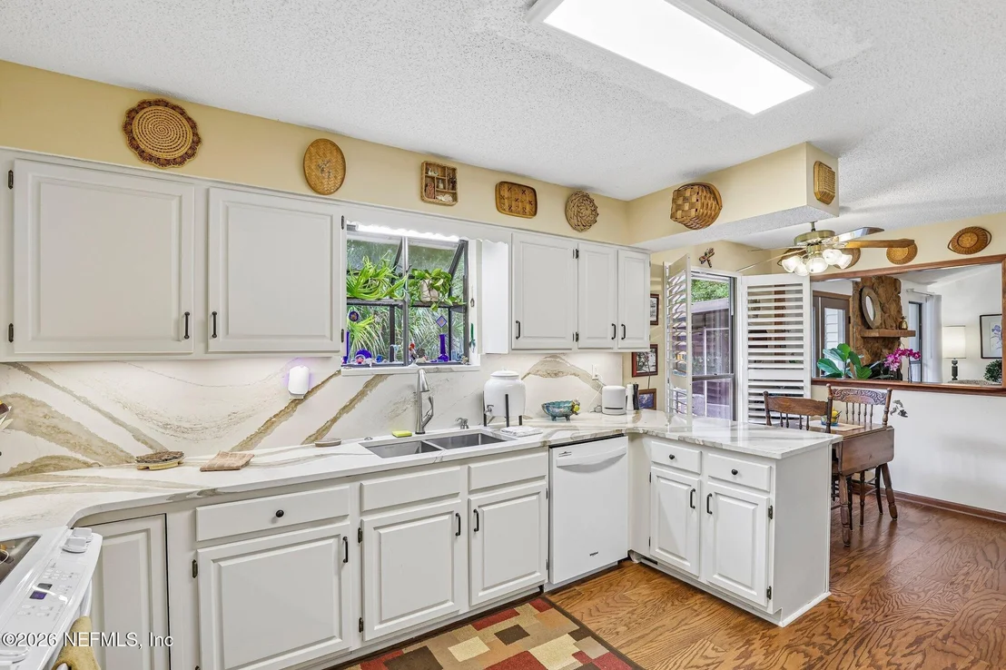 Photo of 2792 OLD RIVER Road
