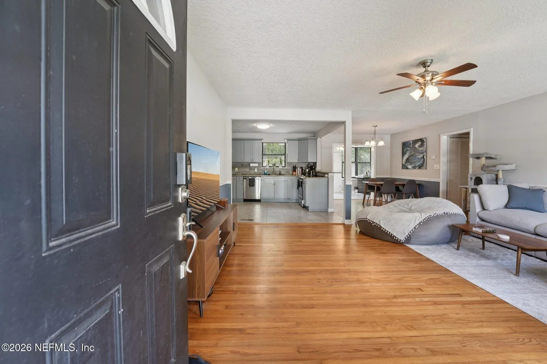 Photo of 5112 OAKSIDE Drive