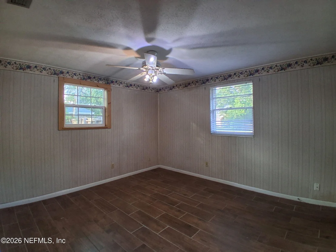 Photo of 320 LOBELIA Road