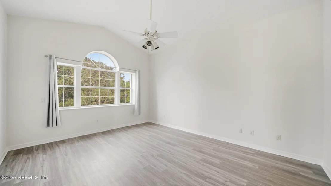 Photo of 300 RIVERSIDE Boulevard