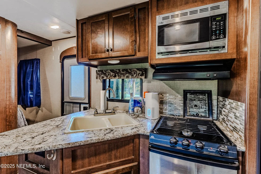 Photo of 1313 OAK POND Circle