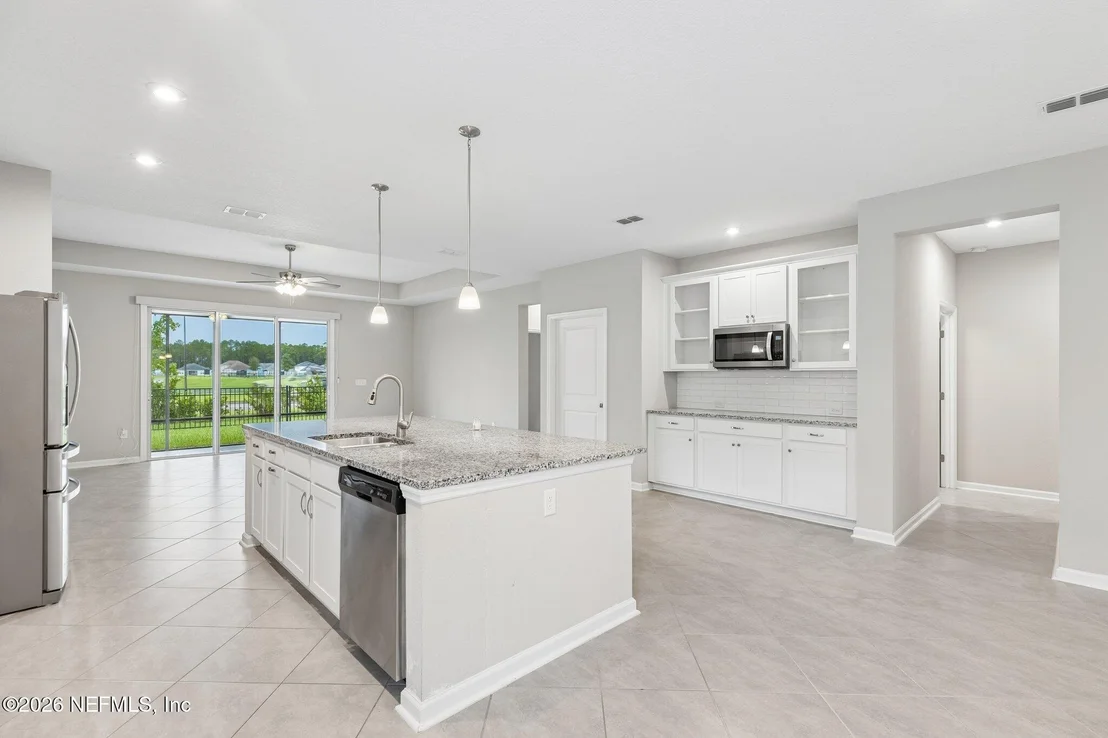 Photo of 3764 EAGLE ROCK Road