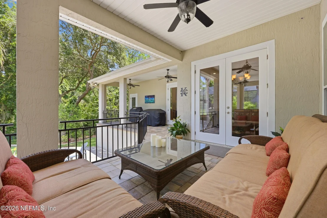 Photo of 828 RILEY Lane
