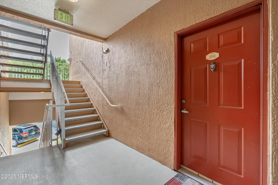 Photo of Unit 201 at 625 FAIRWAY Drive
