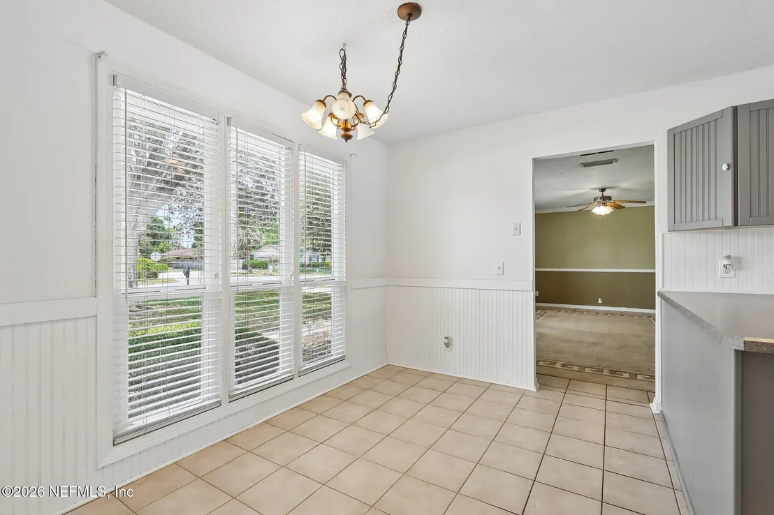 Photo of 332 DILLON Drive