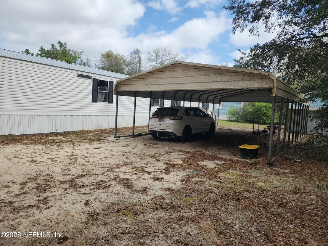 Photo of 231 LAKEVIEW Court