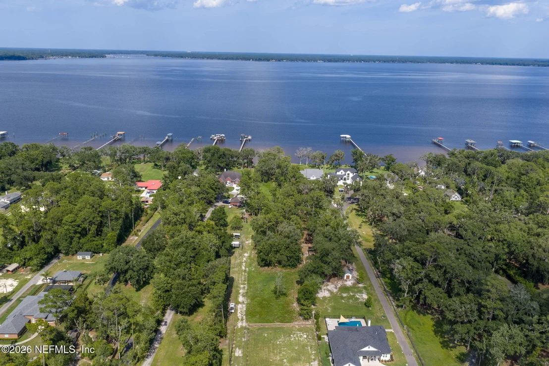 Photo of 1570 RIVER RISE Point