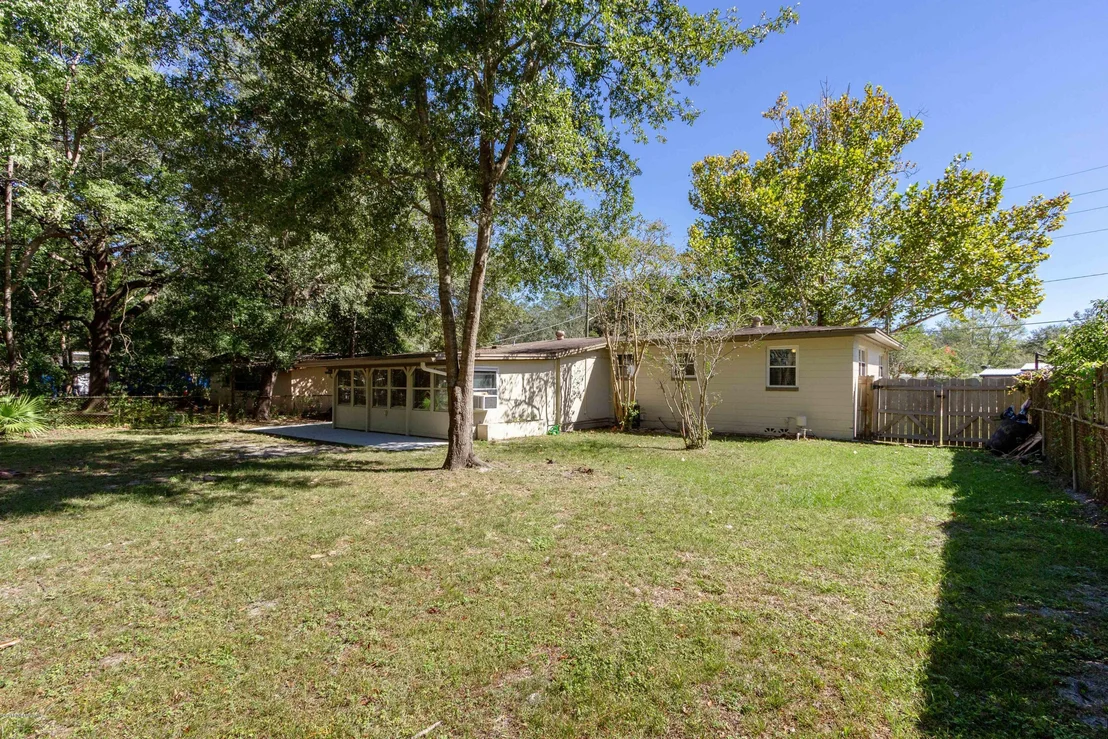Photo of 7234 PINEVILLE Drive