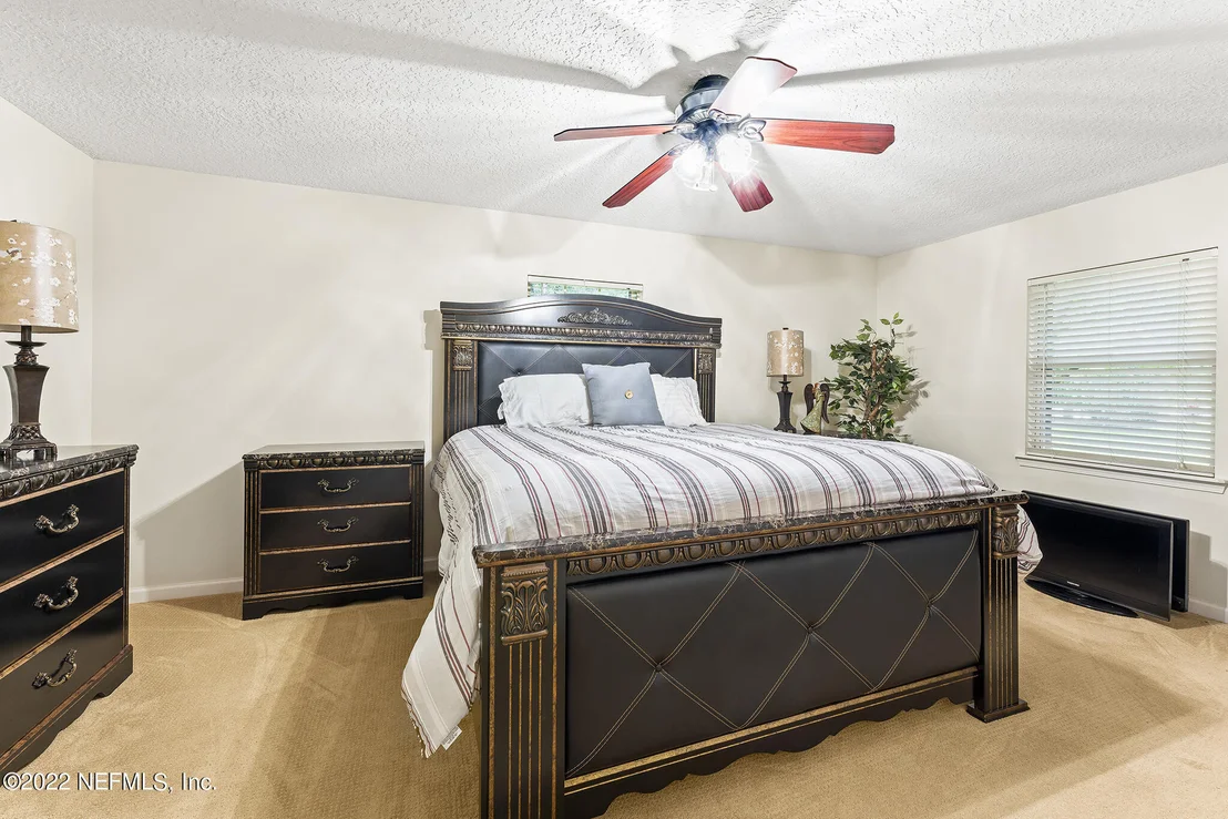 Photo of 8289 COLEE COVE Road