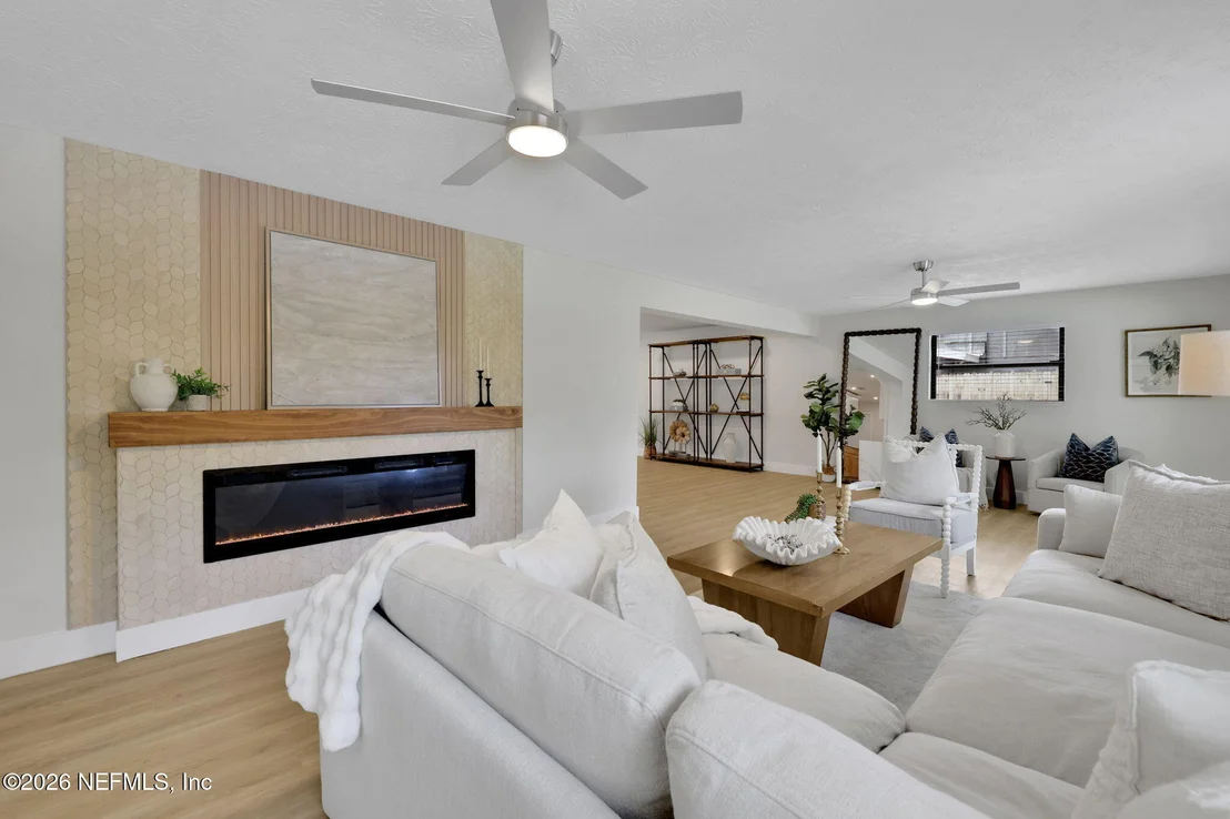 Photo of 509 PENMAN Road