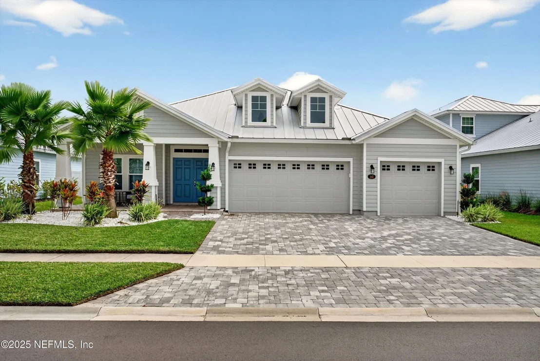 Photo of 243 MARQUESA Circle