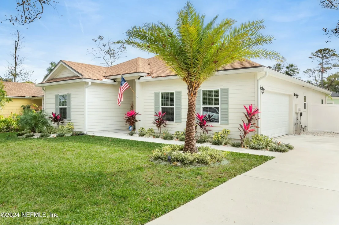 Photo of 60 DUTTON ISLAND Road W