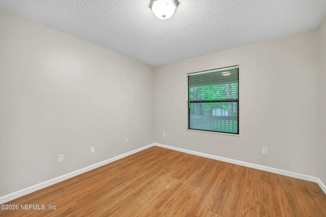 Photo of 14453 DENTON Road