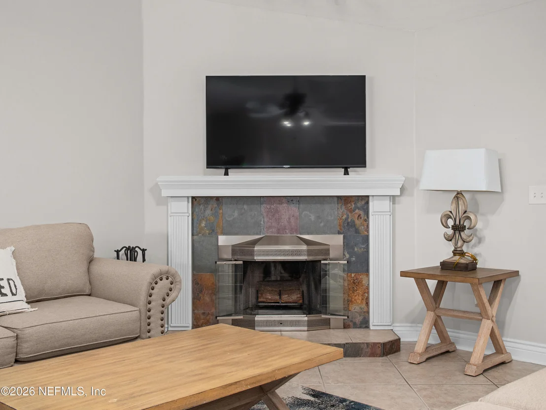 Photo of 1202 DORWINION Drive