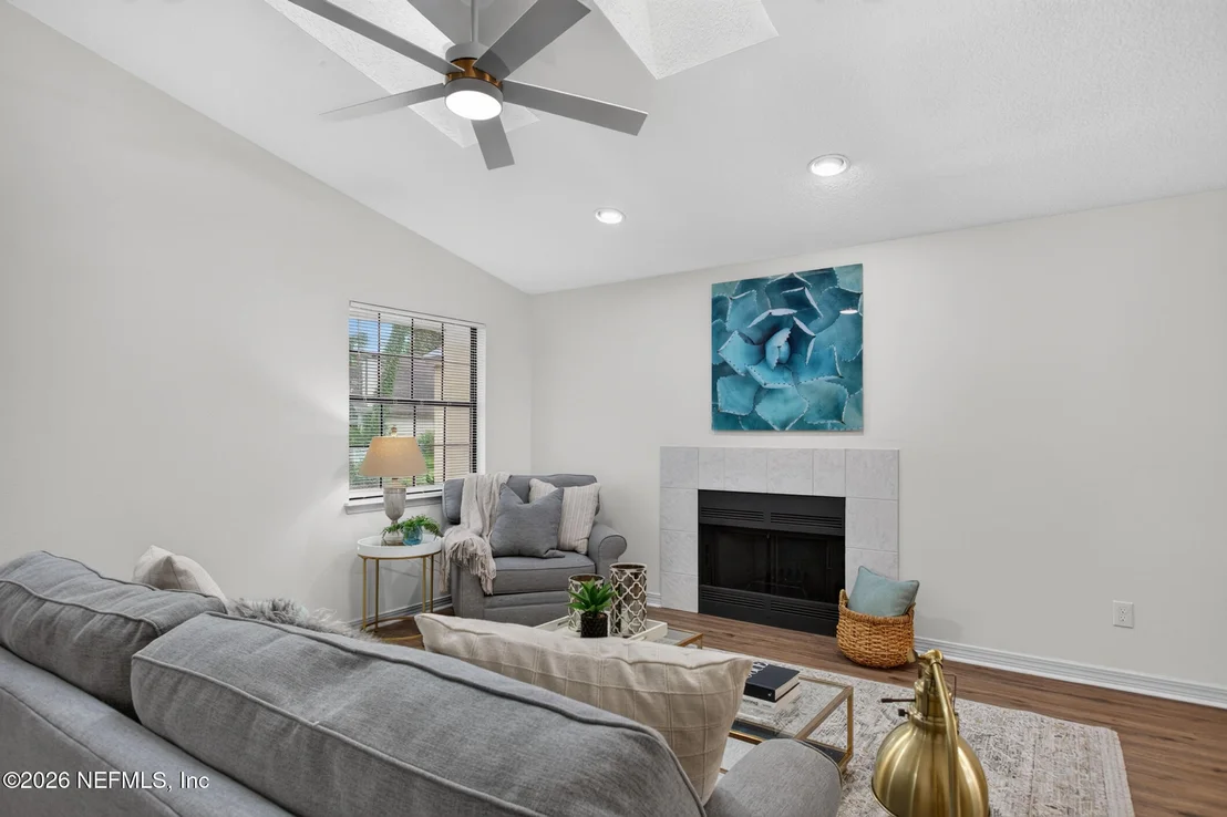 Photo of 5491 FORT CAROLINE Road