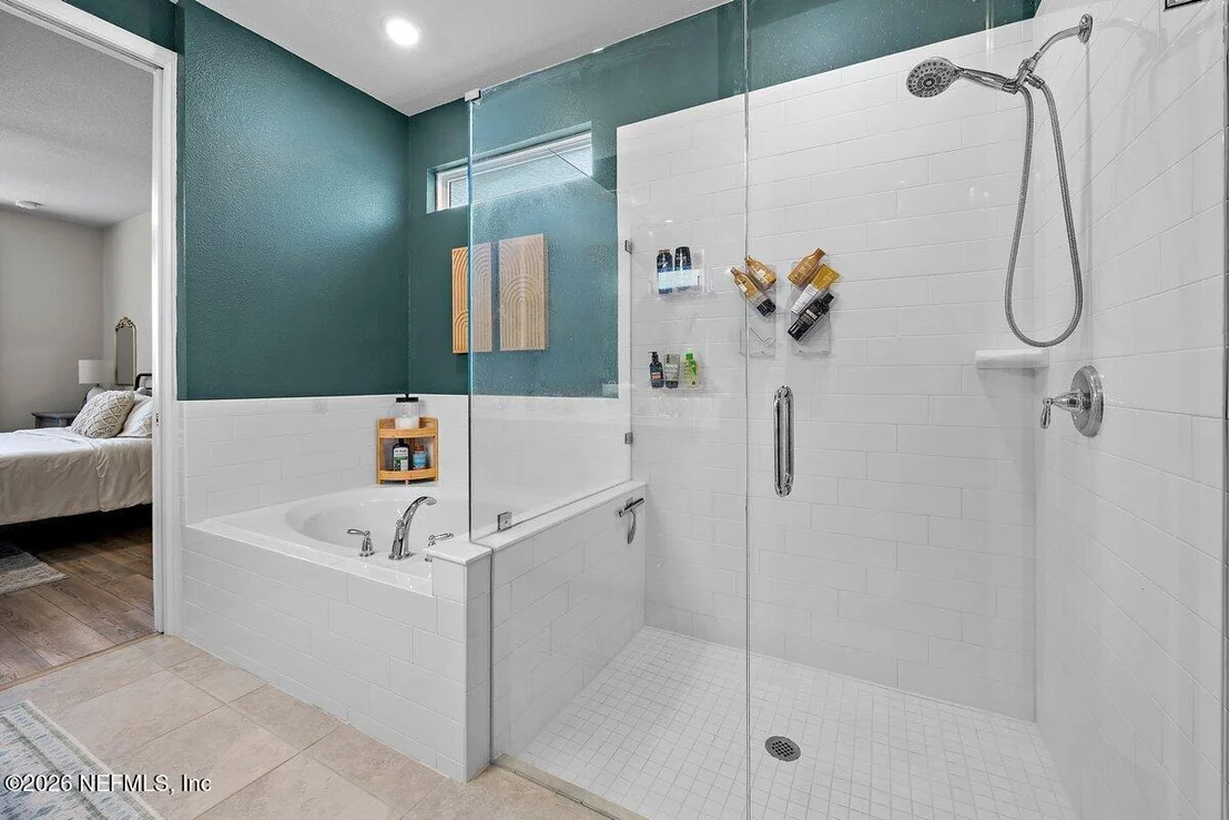 Photo of 174 MYRTLE OAK Court