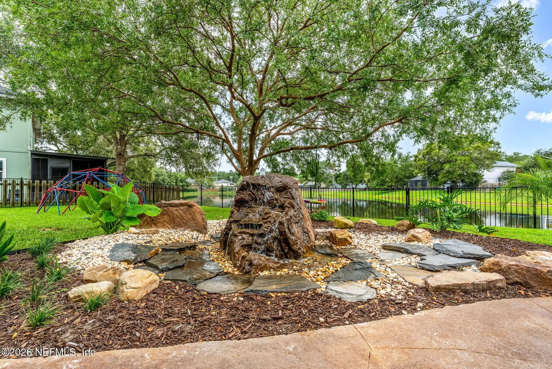 Photo of 1476 GREYFIELD Drive