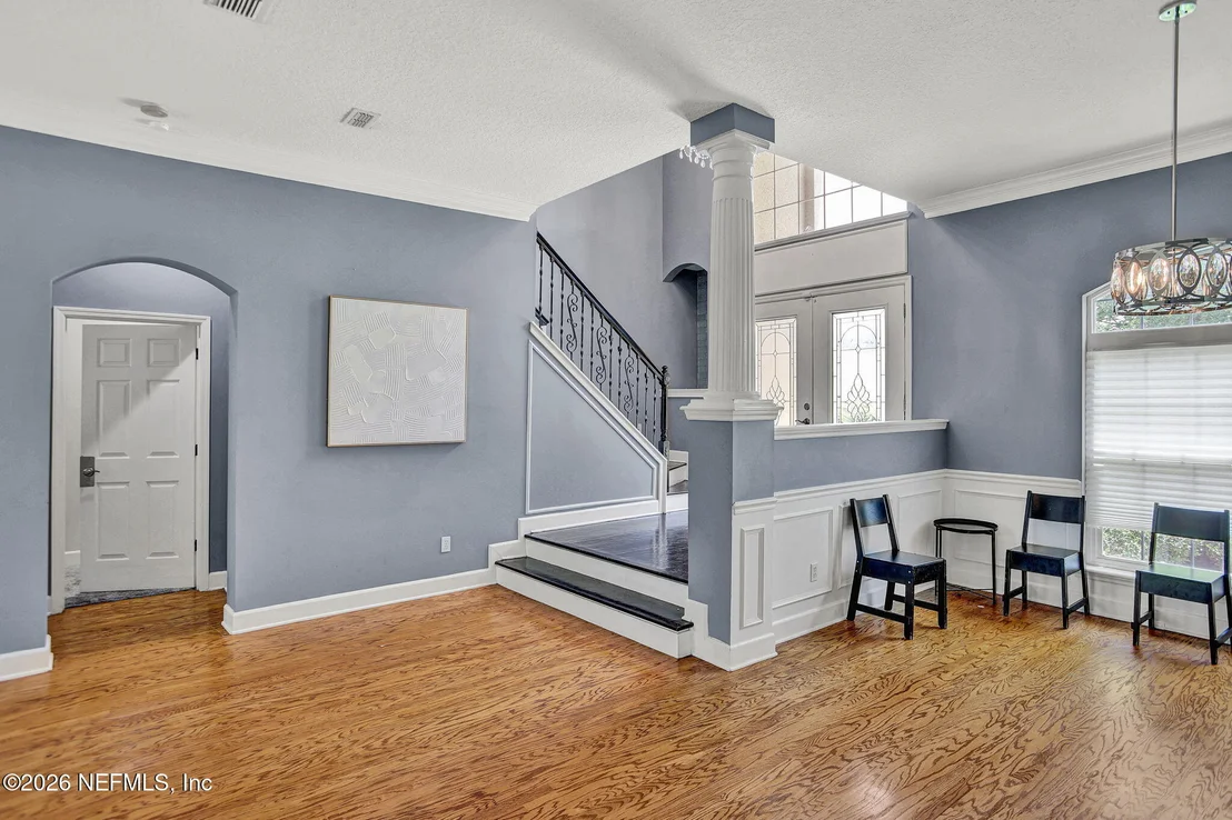 Photo of 10977 HICKORY TRACE Lane