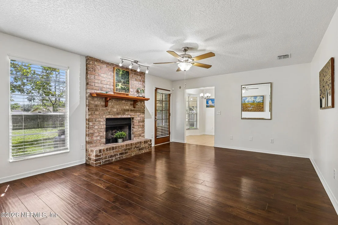 Photo of 2387 PERTH Drive