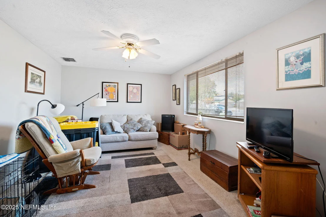 Photo of 971 DOSHIRE Drive