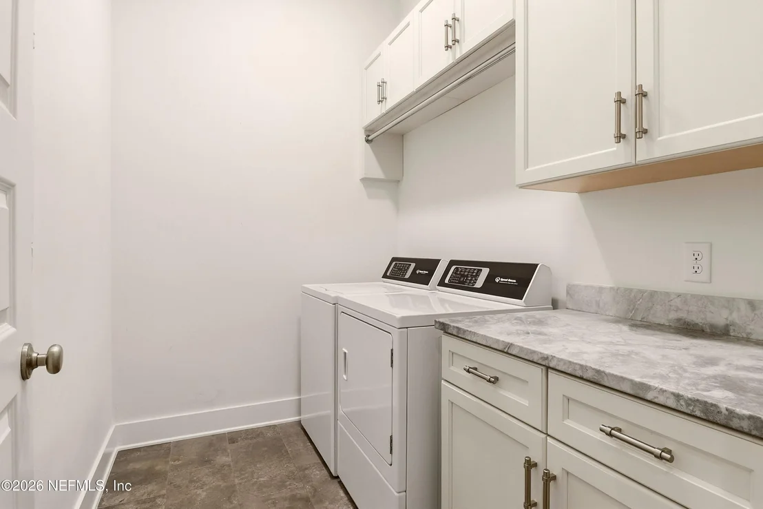 Photo of 315 RIDGEWAY Road