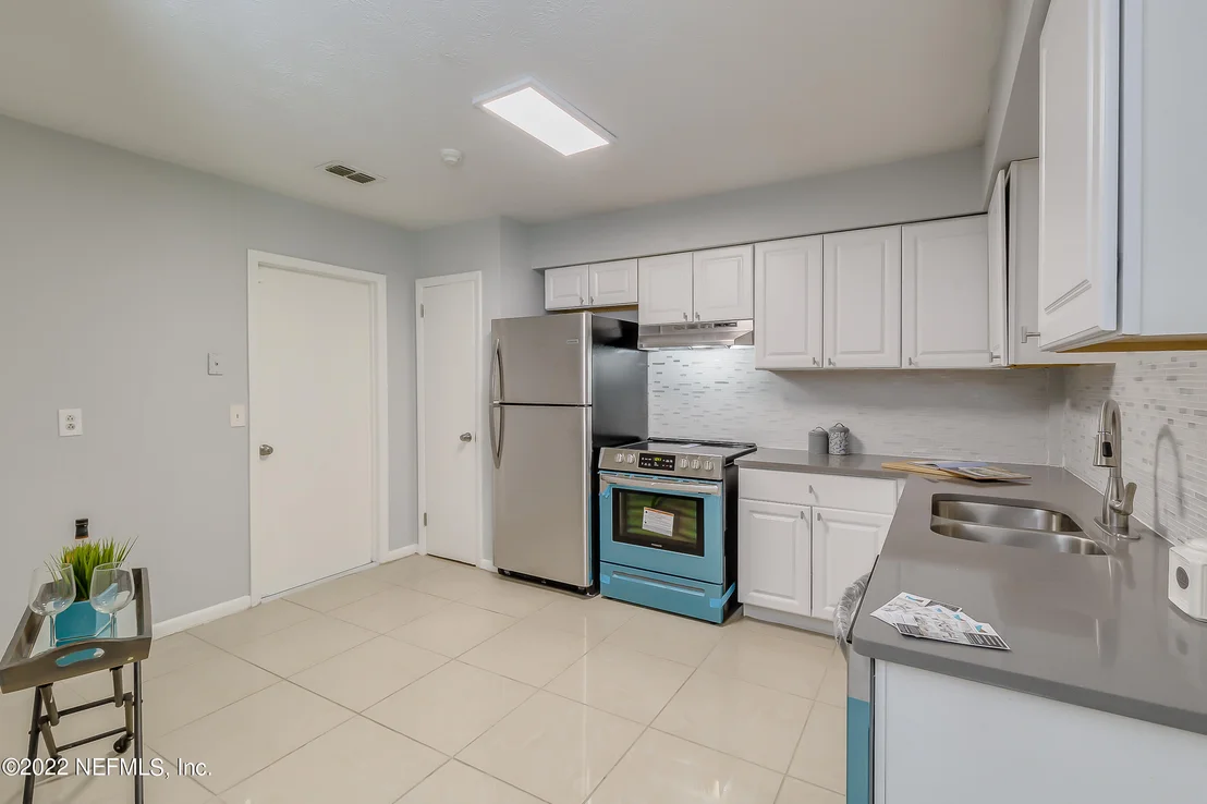 Photo of 7961 AUSTIN Road
