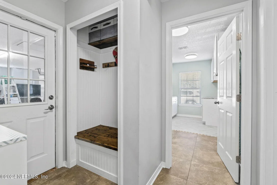 Photo of 44017 GREEN MEADOWS Lane