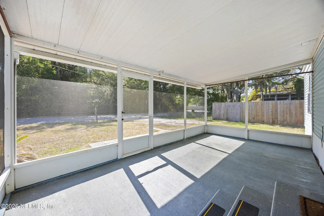 Photo of 2665 HISPANOLA Avenue
