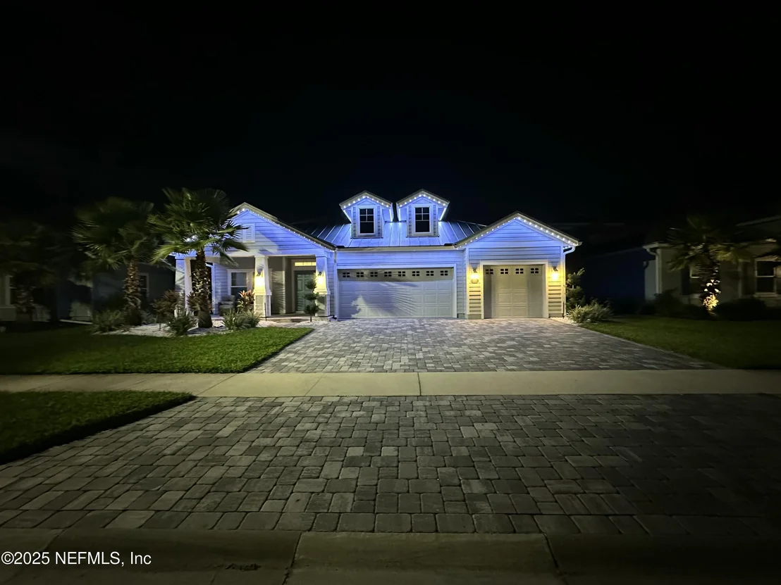 Photo of 243 MARQUESA Circle