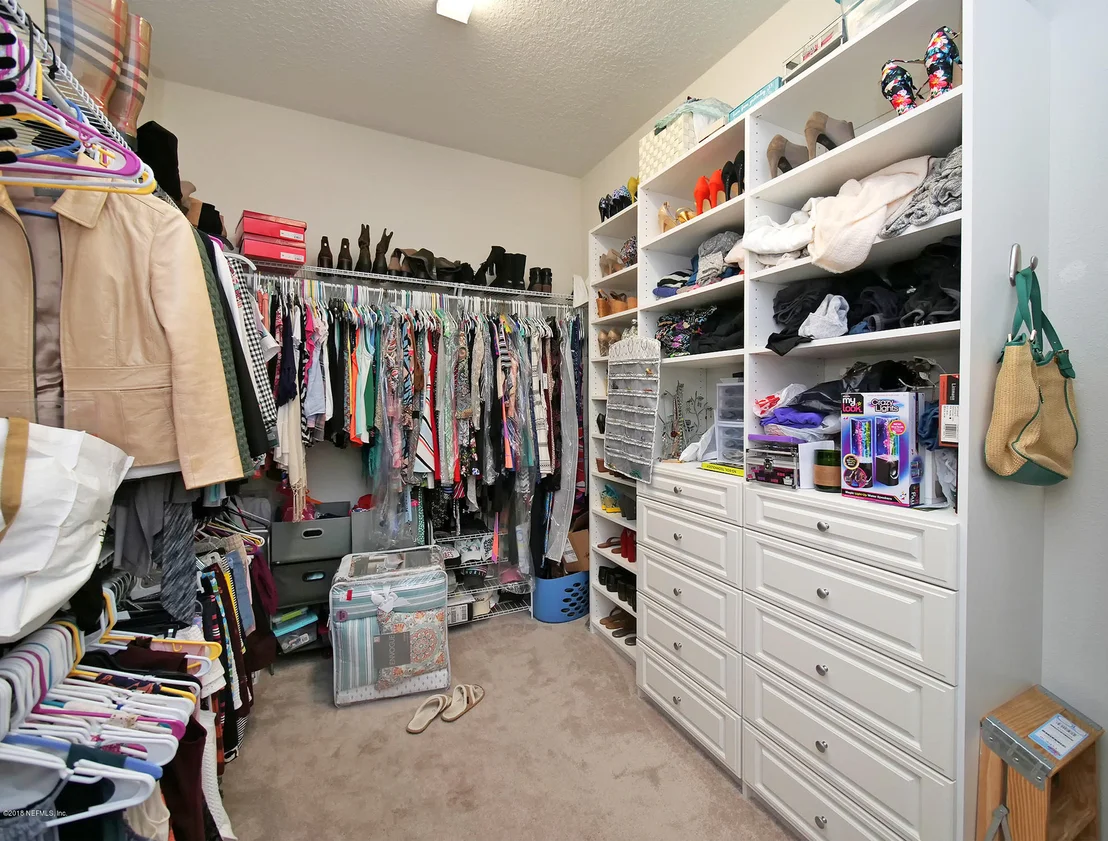 Photo of 453 EAGLE ROCK Drive