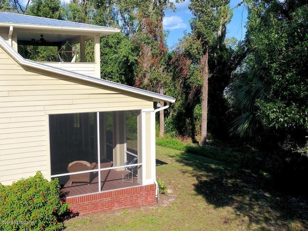 Photo of 595 W RIVER Road