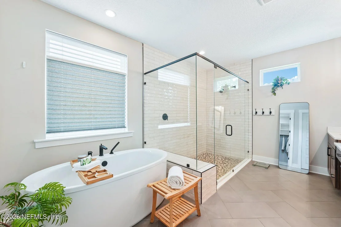 Photo of 10223 SILVERBROOK Trail