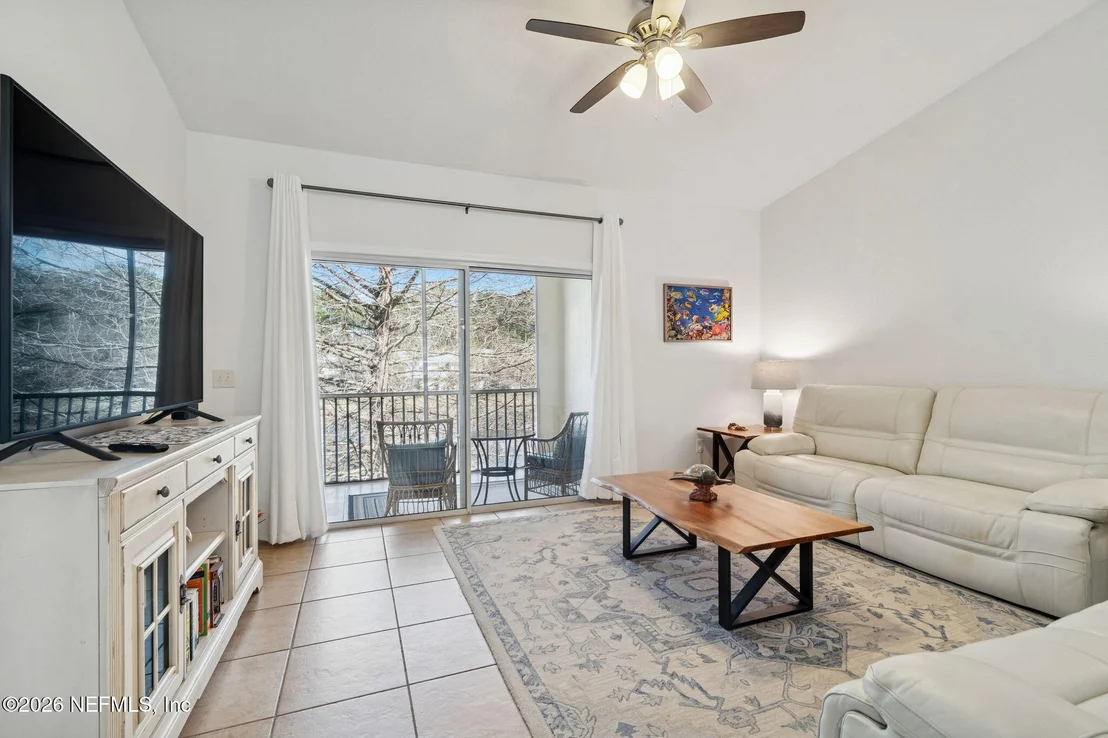 Photo of Unit 1005 at 175 BAYBERRY Circle