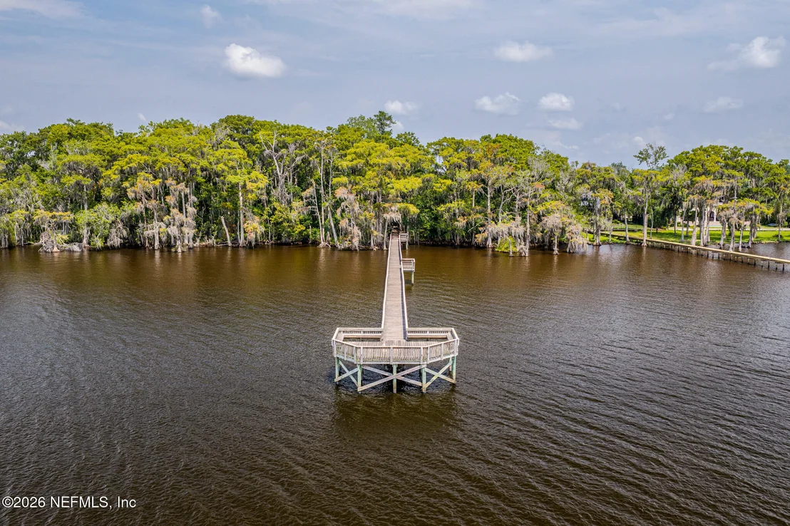 Photo of 1641 MARGARETS WALK Road
