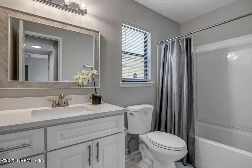 Photo of 8560 MOSS POINTE Trail N