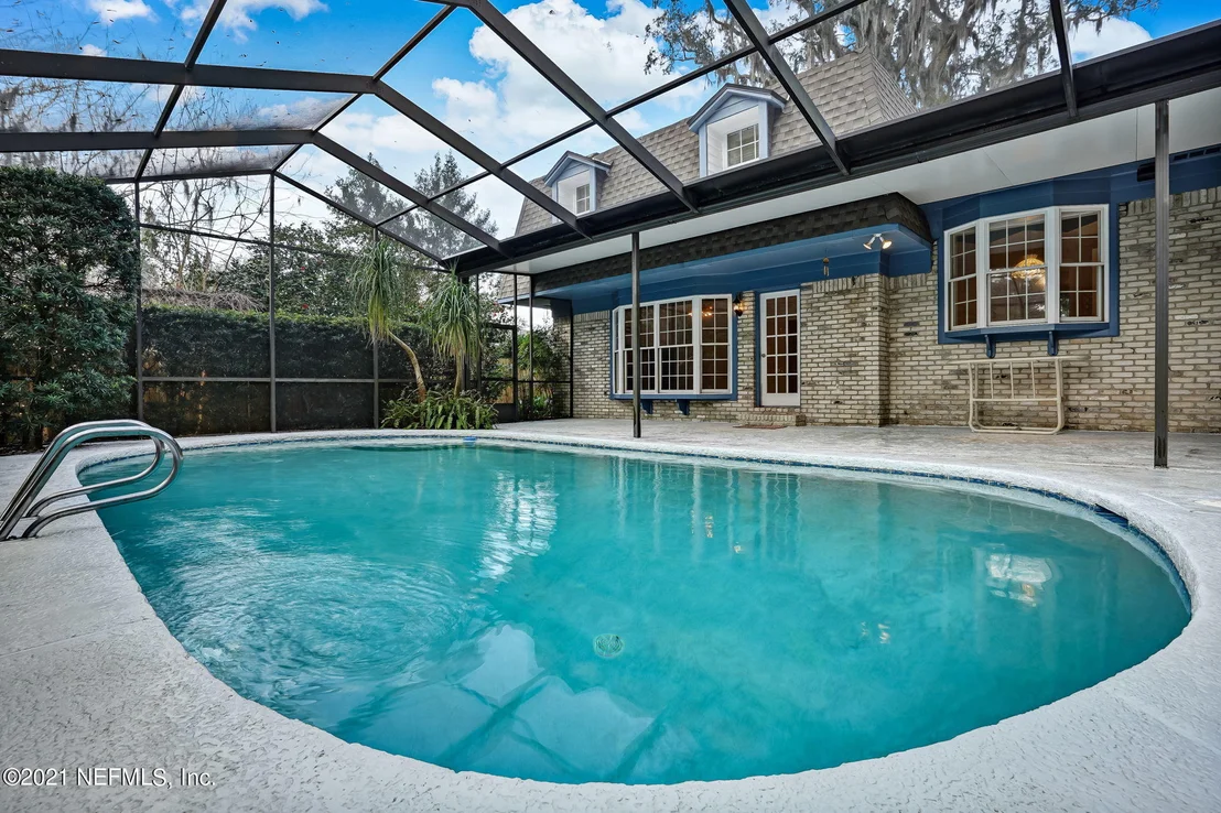Photo of 11432 RIVER KNOLL Drive