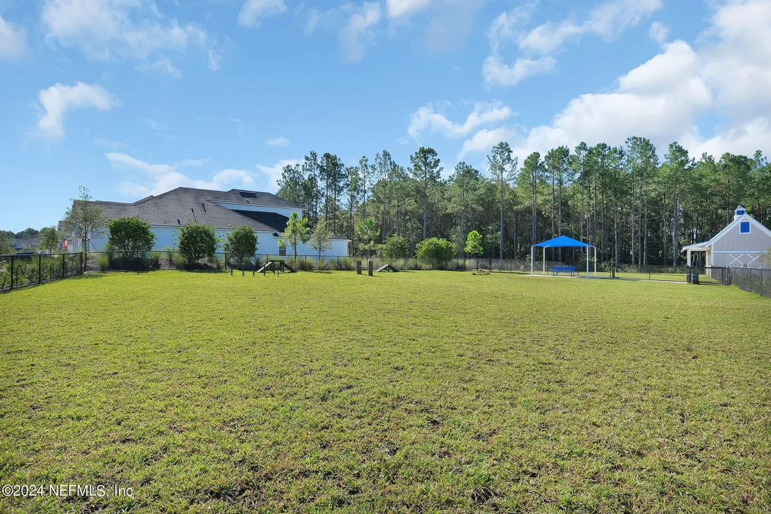 Photo of 193 YORKSHIRE Drive