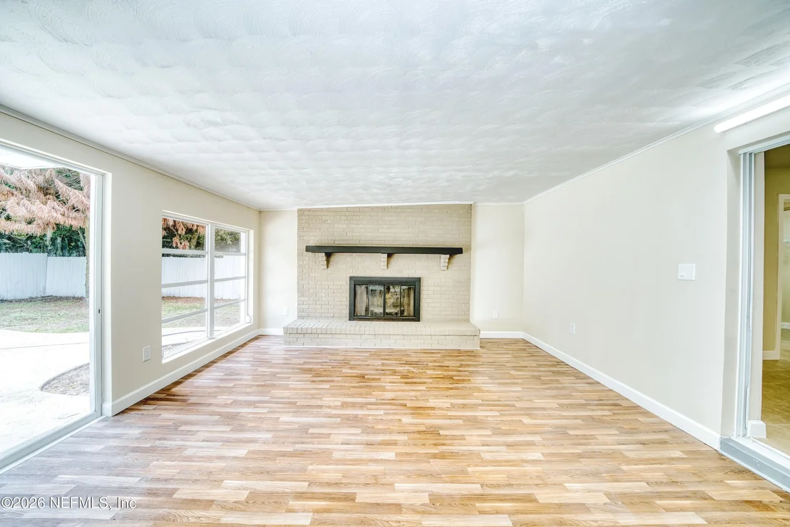 Photo of 2517 PALM Avenue